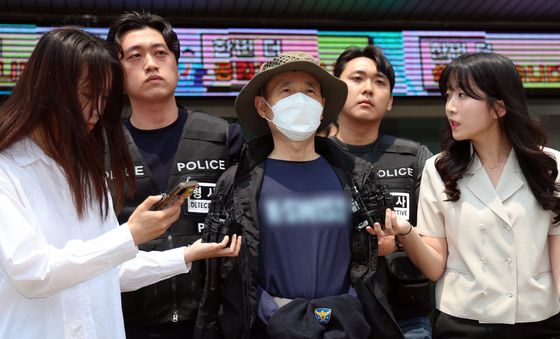 '4명 살상' 시흥 살인범 차철남, 검찰 송치