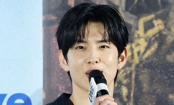 인사말 하는 임성균