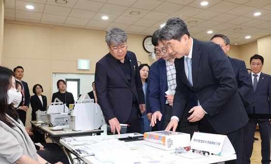 이주호 권한대행, 사전투표 모의시험 점검