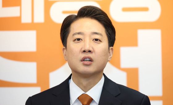 이준석 "단일화 안해…김문수 접촉, 전화 꺼져있어 몰라"