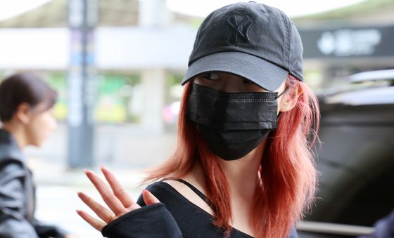 일본 일정 마치고 입국하는 지젤