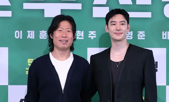 유해진·이제훈, 훈훈한 선후배