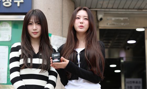 이프아이 태린·원화연, 투표 꼭 하세요