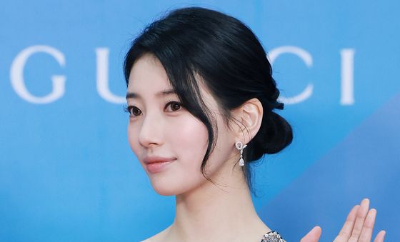 수지, 우아함의 끝
