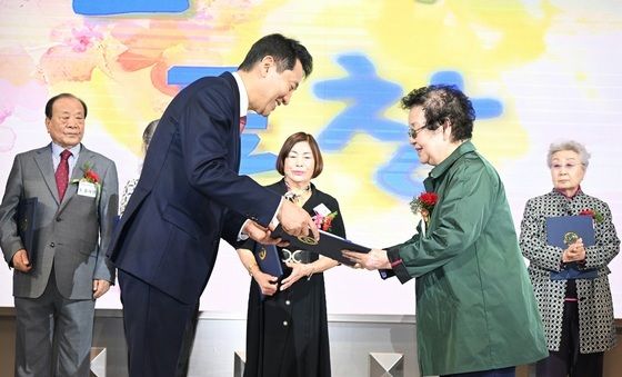 오세훈 서울시장, '53회 어버이날 기념식' 참석