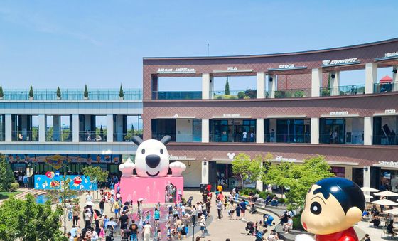 '짱구와 친구들'과 함께 현대아울렛으로 놀러오세요~!