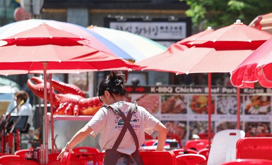 장기화 되는 불황…숙박·음식점업 대출 90조 돌파