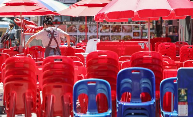 불황에 빚으로 버텨…'숙박·음식점업 대출 90조 돌파'