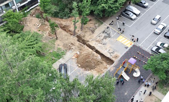 아파트 단지 가스배관 공사현장서 매몰 사고