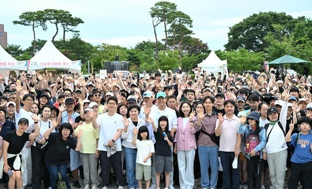 오세훈 시장, 손목닥터9988 200만돌파 기념행사 참석