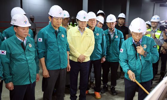 오세훈 시장, 신림공영차고지 저류조 점검