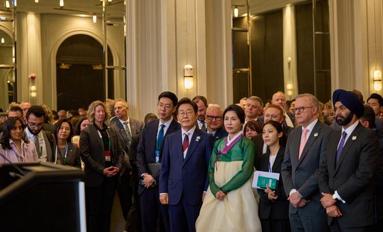 이재명 대통령 부부, G7 초청국 리셉션 참석