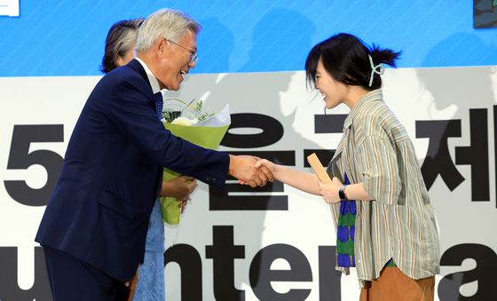 문재인 전 대통령, 가장 재미있는 책 시상