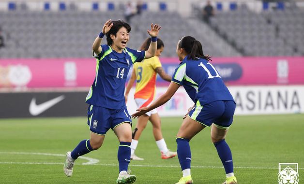 'A매치 데뷔골' 환호하는 정민영