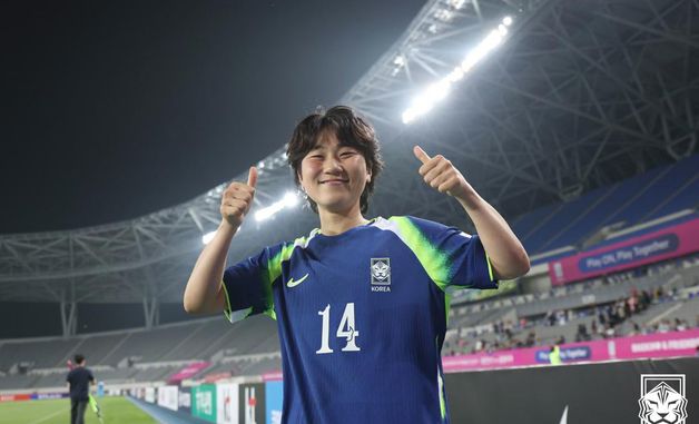 A매치 데뷔골 넣은 정민영