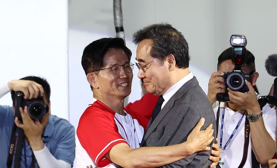 김문수 피날레 유세 찾은 이낙연