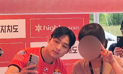 친정팀 팬 만난 양민혁