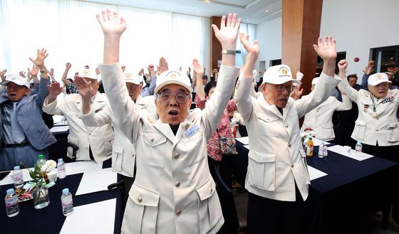 우리가 지킨 이 나라 "대한민국 만세"