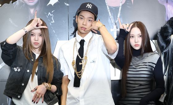 베일리·타잔·영사, 올데이프로젝트로 데뷔