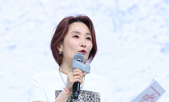 박경림, 베이비돈크라이 쇼케이스 MC