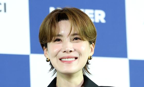 장도연, 유쾌한 미소