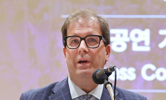 내한공연 앞서 기자회견 하는 뉴욕 필하모닉 CEO