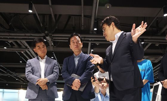 피지컬 AI 로봇 스타트업 마음AI 방문한 정태호 국정위 경제1분과장