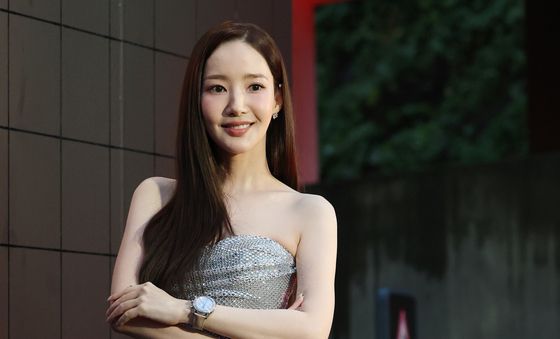 박민영, 블링블링 미소