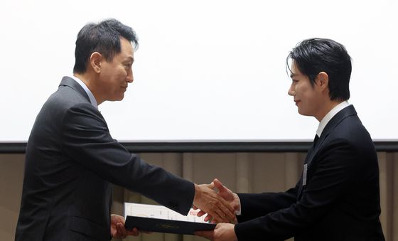 오세훈 시장, 서울뷰티위크 홍보단 위촉