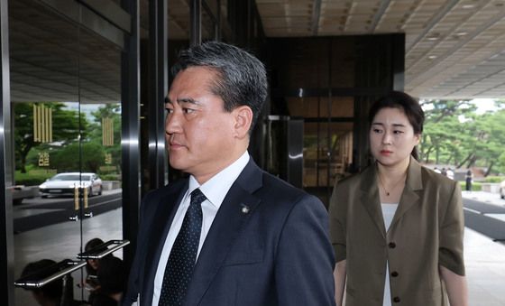 尹 전 대통령 법률대리인단, 검찰에 경호처 지휘부 고발