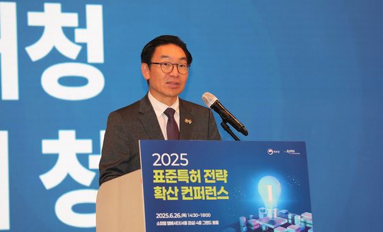 환영사하는 김완기 특허청장