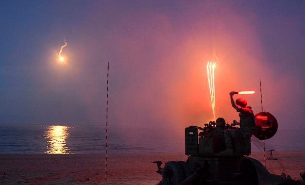 해병대 야간 해상 사격