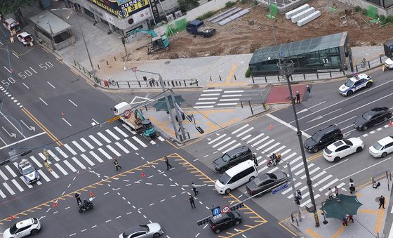 도시가스 누출 사고, 교대역 인근 도로 통제