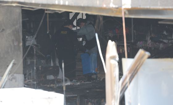 전소된 2층 봉제공장