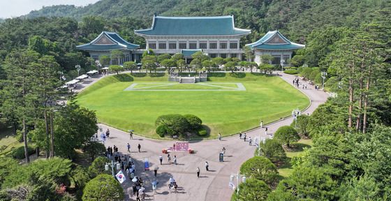 '마지막일지도'…청와대에 몰린 시민 발걸음