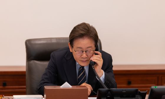 李대통령 "올해 경주서 개최되는 APEC 정상회의 초대"