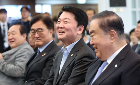 '나, 조계진' 출판기념회 참석한 안철수 의원