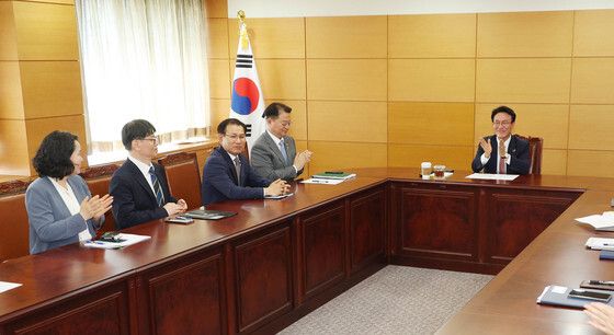 청문회 준비 회의 갖는 김민석 총리 후보자