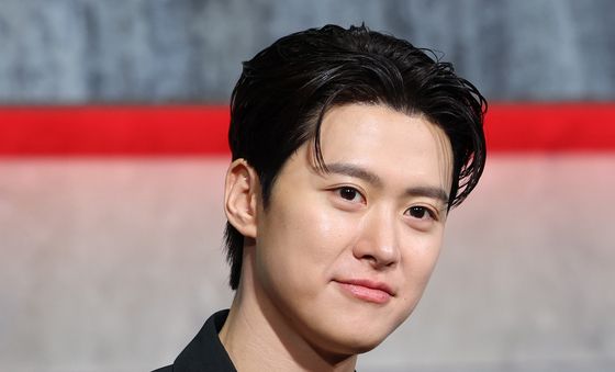 공명 '광장'으로 인사 드려요