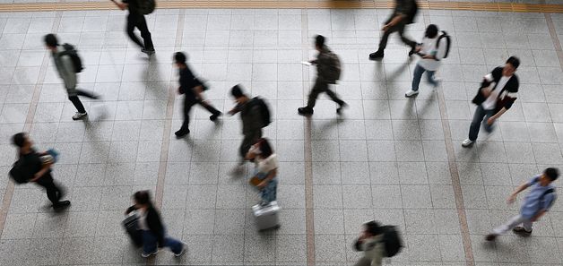1인당 국민소득 5000만원 돌파 '세계 6위'