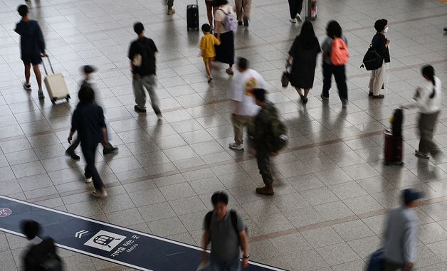 1인당 국민소득 5000만원 첫 돌파