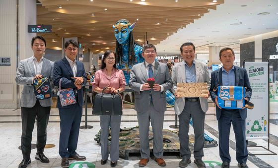 신세계百 의정부점, 환경의 달 맞아 업사이클링 팝업 진행