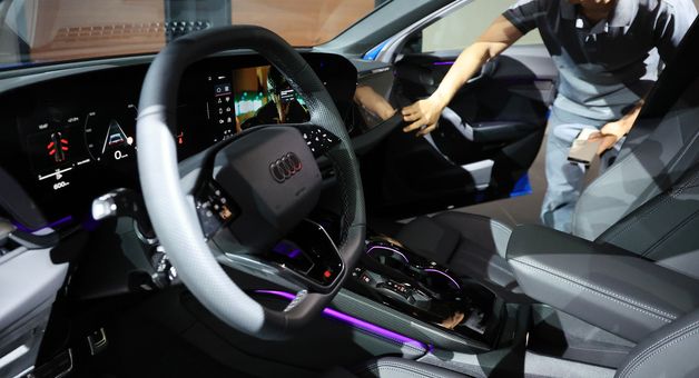 신형 중형 세단 '더 뉴 아우디 A5' 공개