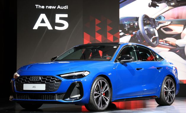 신형 중형 세단 '더 뉴 아우디 A5'