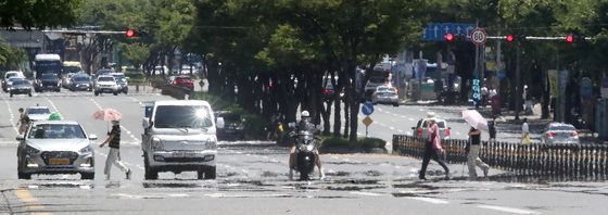 아스팔트 이글이글