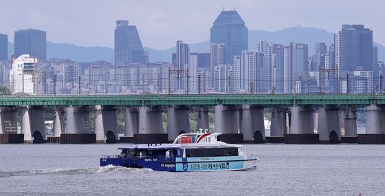 한강버스 오늘부터 시범운항