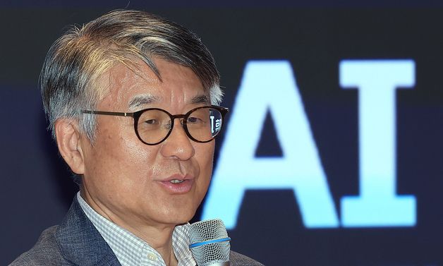주제강연 나선 윤명환 소장