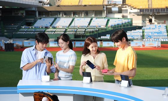 삼성전자, 한화생명 이글스파크서 '갤럭시 신제품 체험존' 오픈