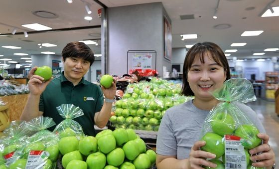 롯데마트·슈퍼, 2025년산 K-품종 여름 햇사과 '썸머킹' 판매