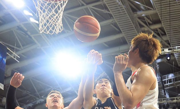 문정현, 내 볼이야!